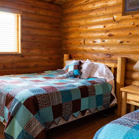 Country Cabins Inn