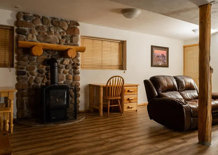 Country Hotel